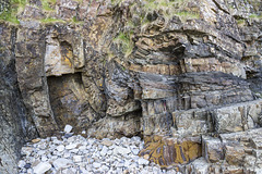 Swallowtree Bay anticline-syncline couplet: detail 9