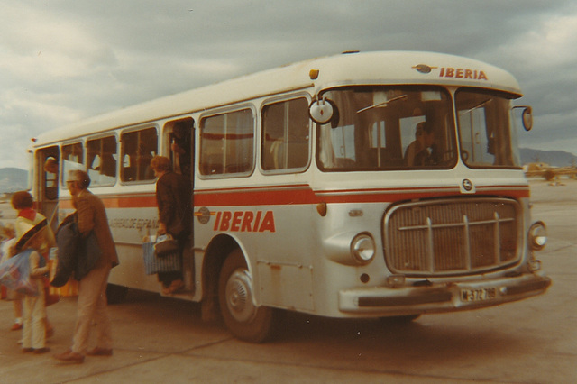Palma de Mallorca airport transfer bus - Nov 1970