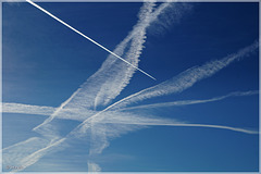 Chemtrails oder Contrails?
