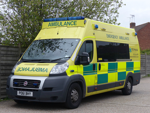 ERS Medical Fiat Ducato at Middle Park Medical Centre - 8 May 2015