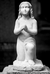 Praying Girl Sculpture Campbeltown Cemetery