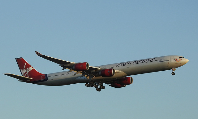 G-VFIT approaching Heathrow - 15 August 2017