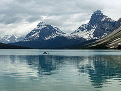 Bow Lake on a cloudy day