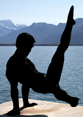 Sculptures on Lac Léman at Montreux-2
