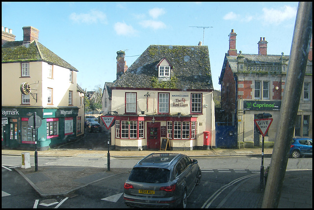 Red Lion and pillar box