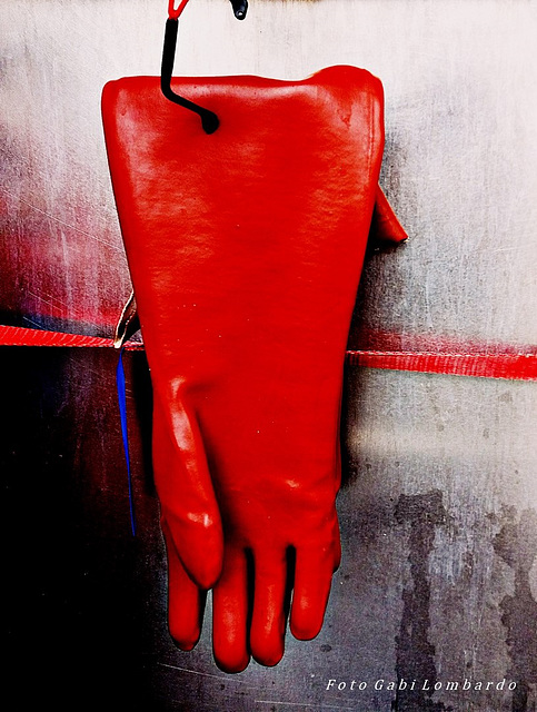 the red glove