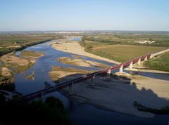 Tagus River and Dom Luís I Bridge, with Alpiarça on the background.