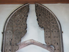 brampton church, hunts (5) c14 doors with tracery