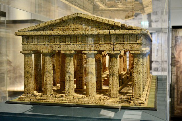 Rijksmuseum van Oudheden 2019 – Cork model of a temple