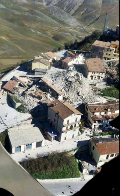 Erdbeben Castellucio [12]