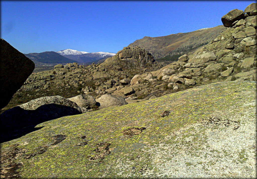 La Sierra de La Cabrera - granite, and snow on the peaks