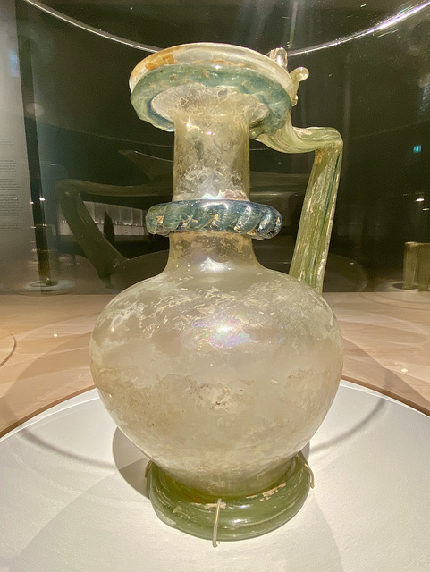 Rijksmuseum van Oudheden 2020 – Glass jug