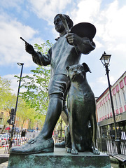 hogarth statue, chiswick, london
