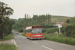 Midland Red South 664 (SOA 664S) near Sibford Gower – 4 Jun 1993 (194-23A)