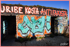 Uribe Kosta Antifaxista + (2 notas)