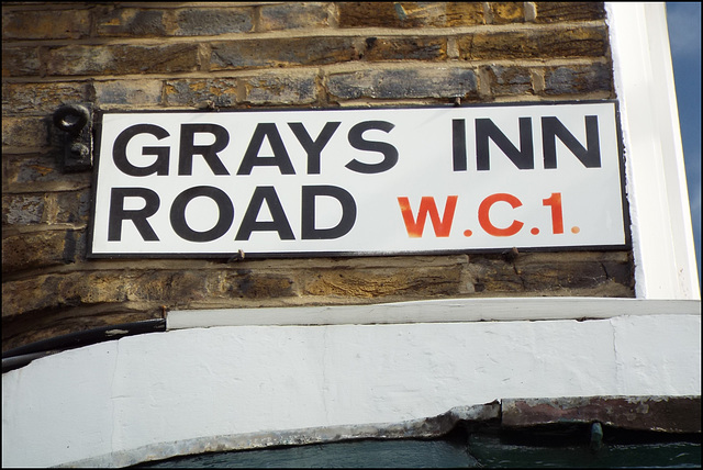 Grays Inn Road sign
