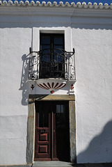 Monsaraz, Door and window