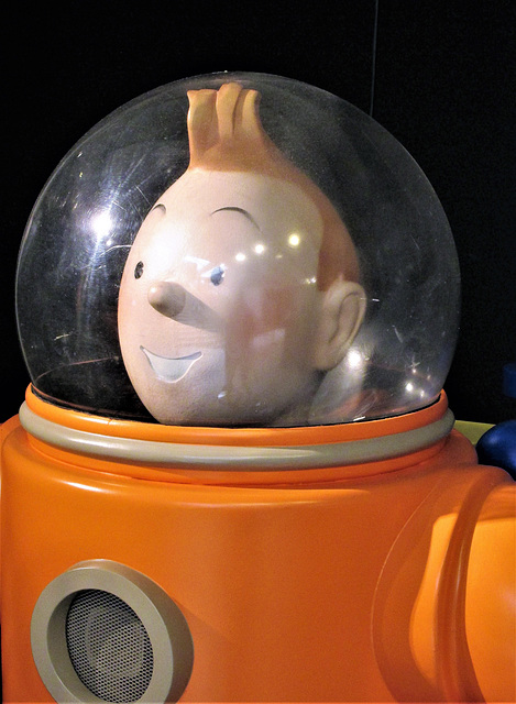 Tintin - Explorers on the Moon.