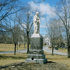 Harvard war memorial