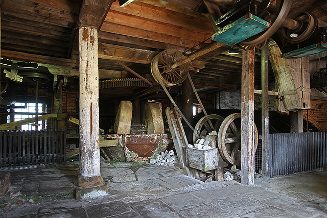 Whiting mill