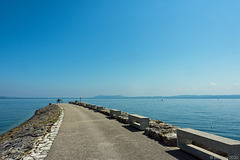 Digue portuaire, Neuchâtel - P.i.P. (© Buelipix)