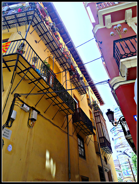 Valencia: calle de las monjas, 1