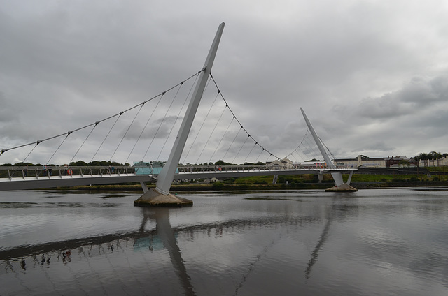 Londonderry, Peace Bridge across Foyle River