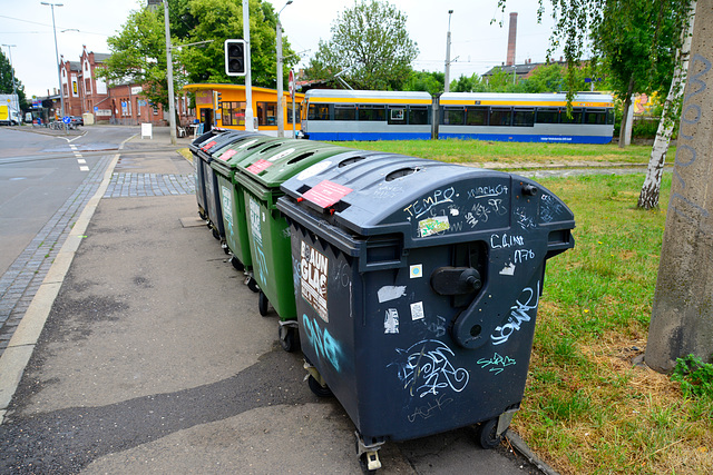 Leipzig 2015 – Orderly German bins