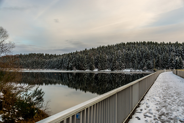 Saidenbach-Talsperre, an der Mauerkrone (HFF)