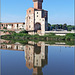 La torre Guelfa si specchia nell'Arno