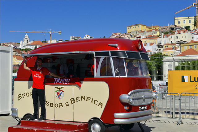 Lisboa, Tall ships race, Benfica...Ficabem?!  HFF!