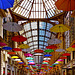 Galleria Mazzini invasa dagli ombrelli