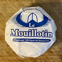 Le Mouillotin cheese