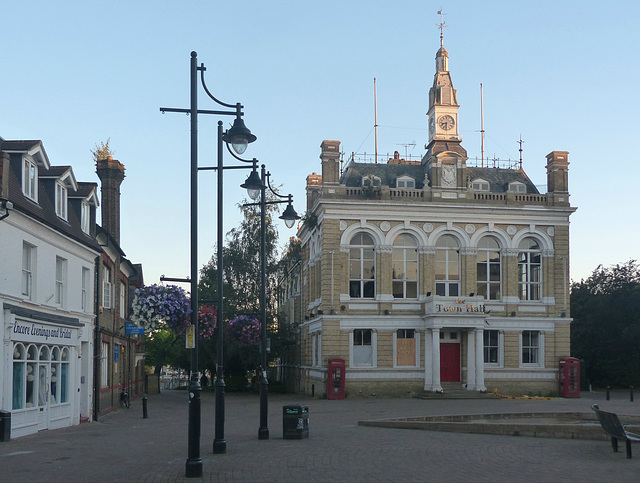 Staines Town Hall - 10 July 2018