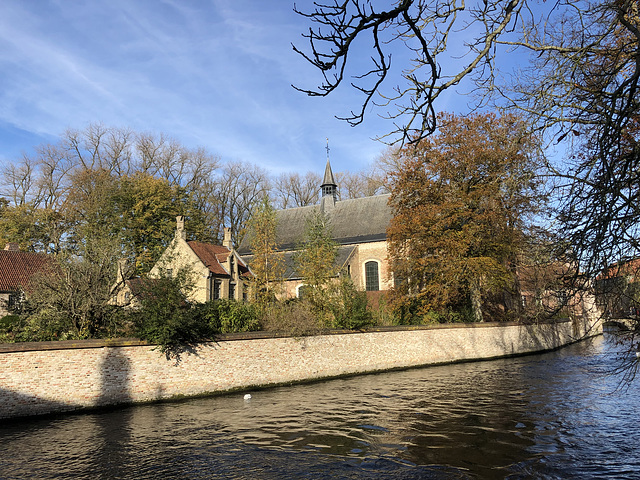 Begijnhof from the canal.