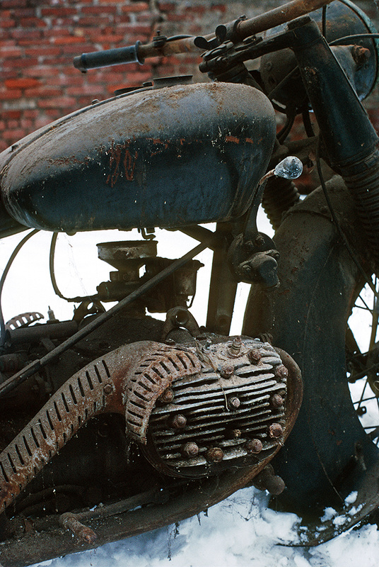 motorcycle archeology - 1936 Puch 800
