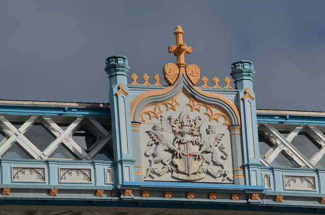 London, Coat of Arms on Tower Bridge