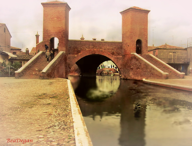 Comacchio: Complesso architettonico Trepponti.           Dear Friends, I'll be on/off for some days. See YOU Soon!!