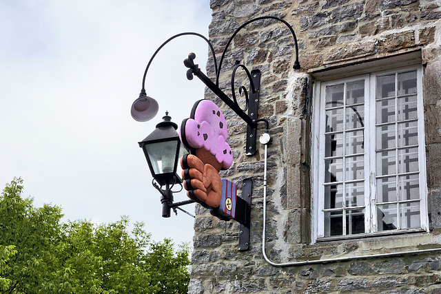 Jacob Wurtele House – Place Jacques-Cartier, Montréal, Québec