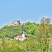Burgruine und Kirche in Donaustaf