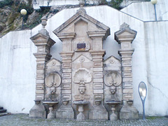 3 Spouts Fountain (1855).