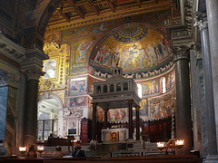 Basilica Santa Maria in Trastevere (© Buelipix)