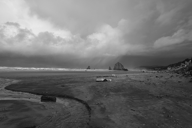 Haystack Rock and the Needles from Tolovana, Cannon Beach, Oregon - XT20238
