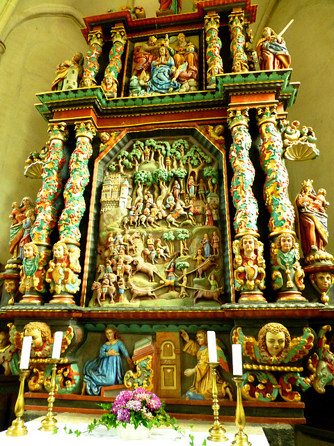 DE - Thür - Genoveva altar at Fraukirch