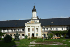 Romania, Neamț Monastery, Entrance to the Cloisters