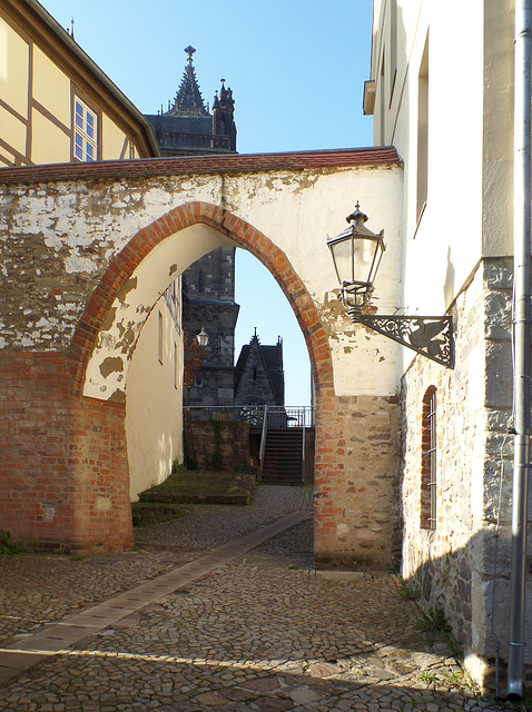 Weg zum Dom in Magdeburg