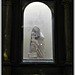 Statue de la vierge allaitante à la Chapelle Sainte Catherine à Dinan (22)