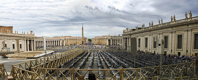 The Vatican from San Pedro´s church. HFF