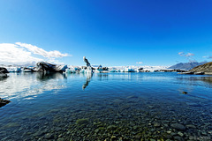 Jökulsárlón Glacier Lagoon (© Buelipix)