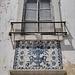 Faro, Azulejo under window